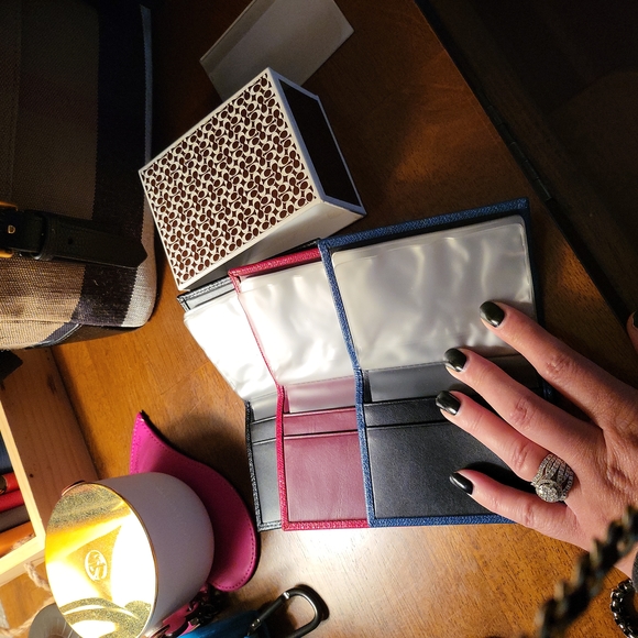 Coach Mini Picture Books - Picture 6 of 11